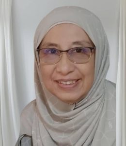Umamah Syed Abdullah, penulis novel remaja Warkah dari Baoding